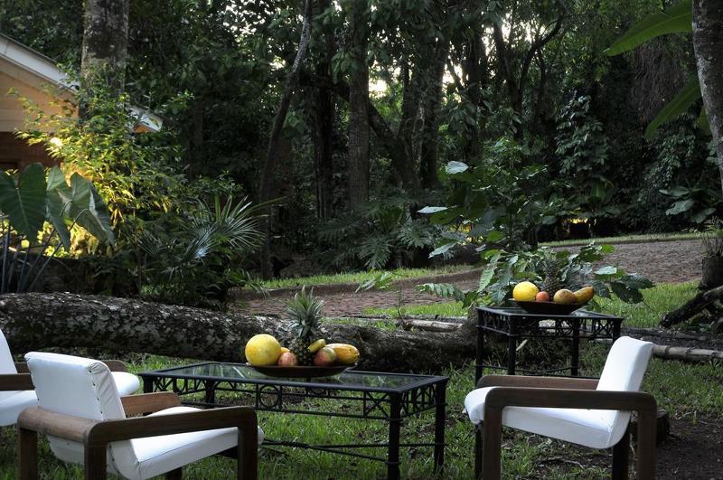 Raices Amambai Lodges Puerto Iguazu Bagian luar foto